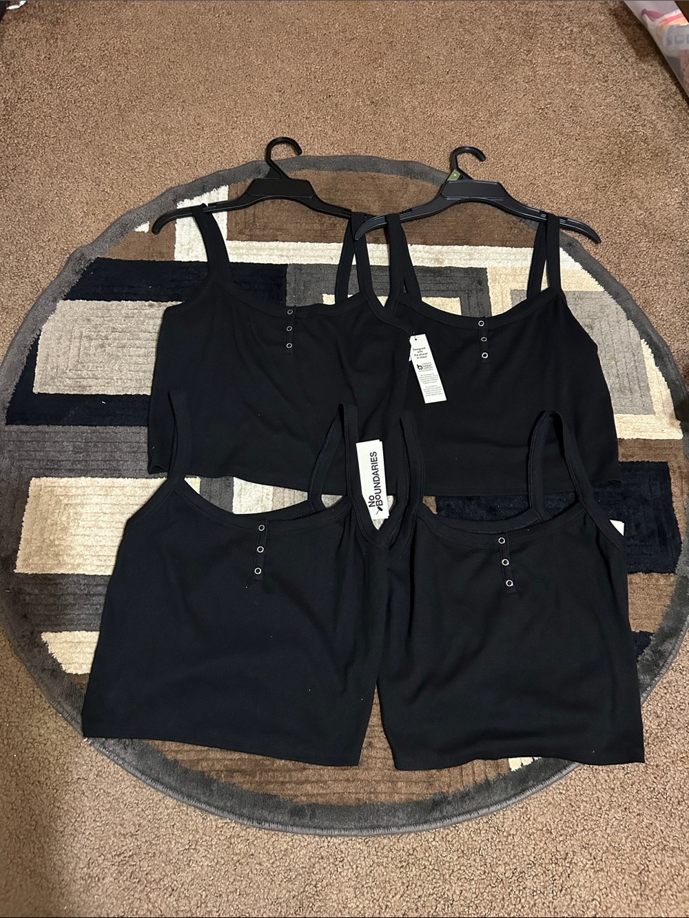 NWT No Boundaries Black Ribbed Cropped Tank Tops. Set of Four Tops.